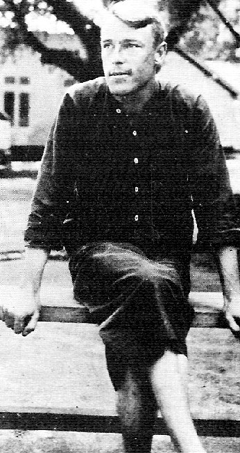 pemimpin pemberontak